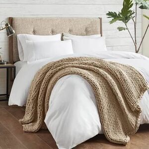Chunky-Knit Handmade Throw 50" x 60" Madison Park